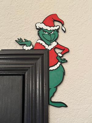 The Grinch Door Corner