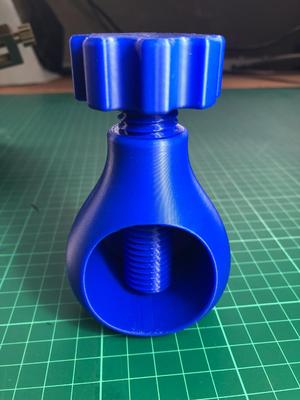 Conker Clamp