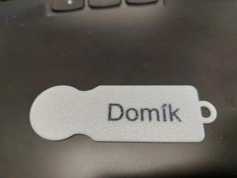 klíčenka k uvolnění košíku   