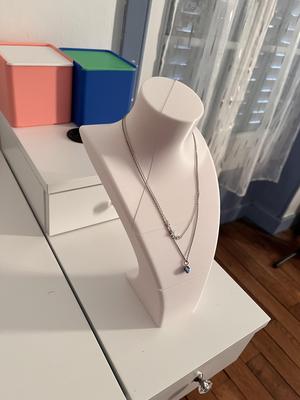 Bust Necklace holder