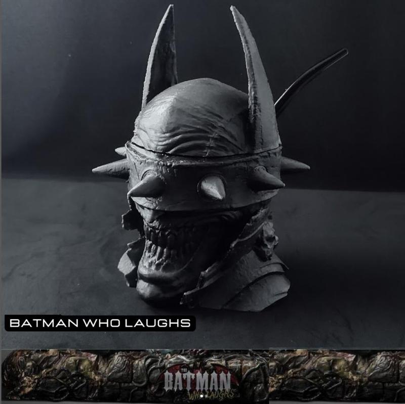 🦇 **Batman Who Laughs-inspired Multi-Functional Holder - Unleash the Dark Multiverse at Your Desk!** 🖊️🌿☕️