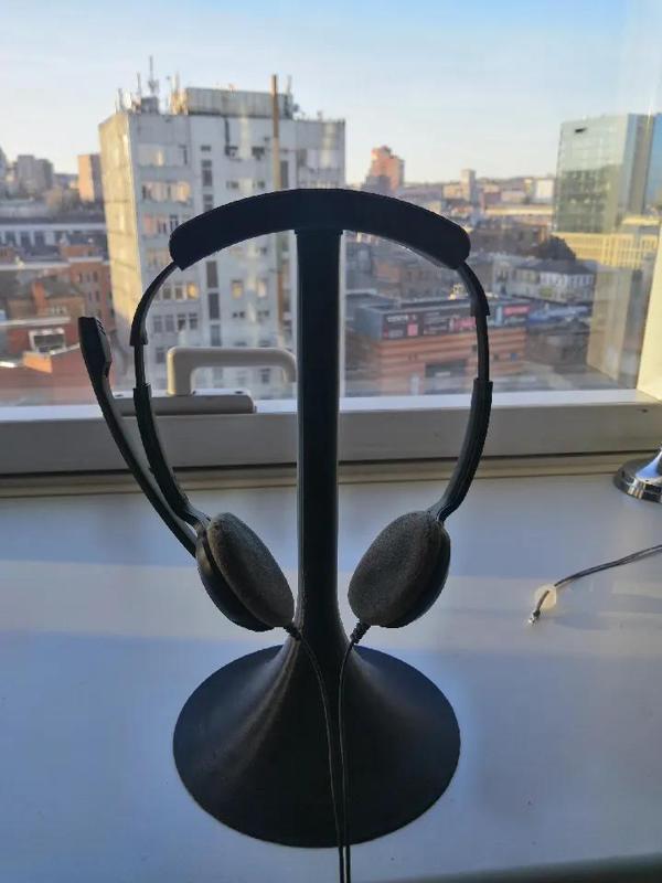 DESK HEADPHONES HOLDER   