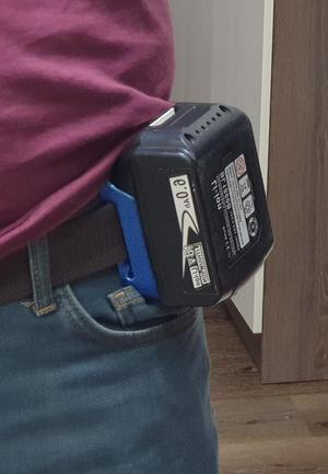 battery holder on the belt