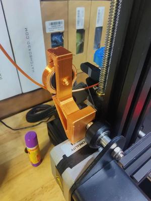 Ender 3 v2 Lower Filament Guide
