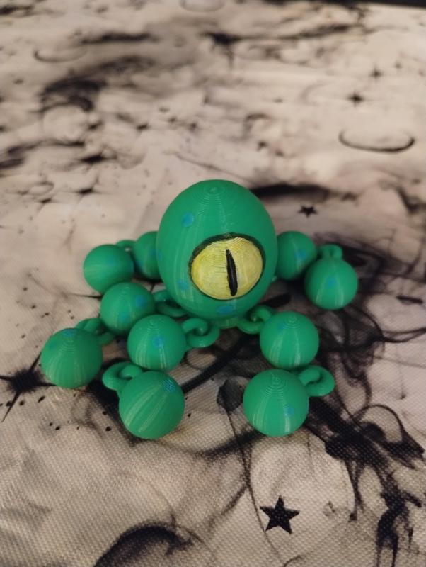 Pentopus Cyclops Vertical Pupil