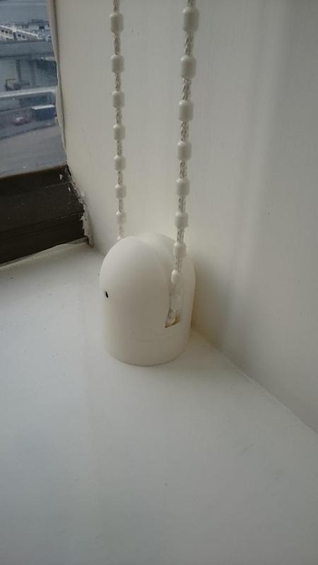 Window curtain line wheel