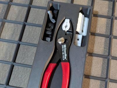 StewMac Soft Touch Pliers for Gridfinity