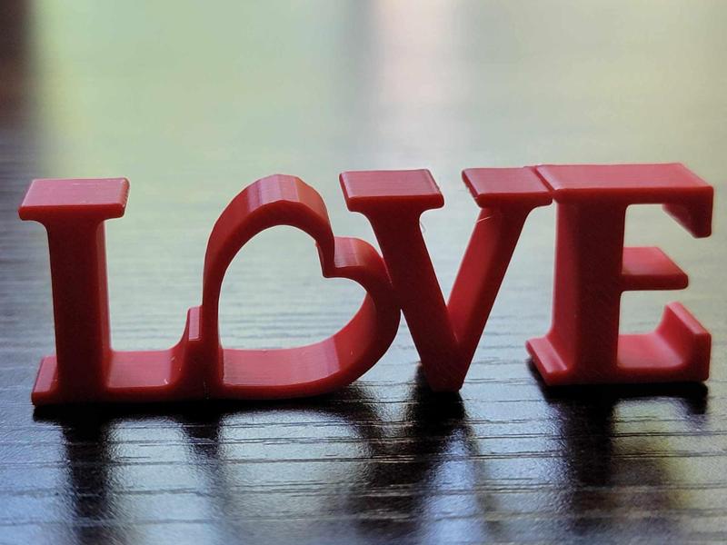 'Love' word art, Linear