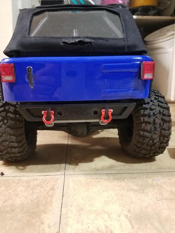 SCX 10 Axial Rubicon bumper and mount. 