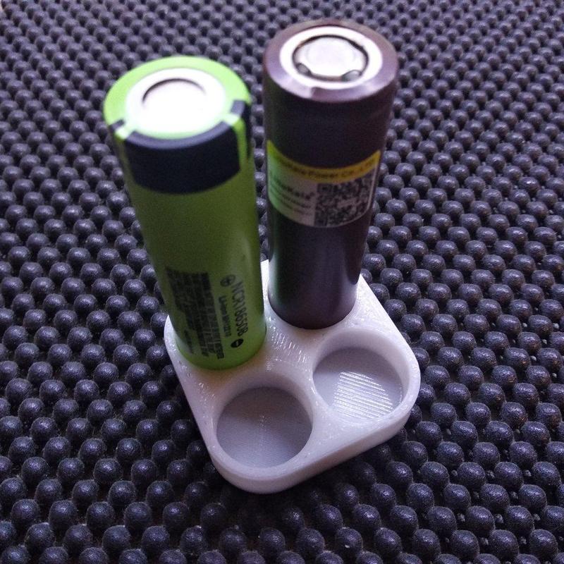 Stand for battery of type 18650