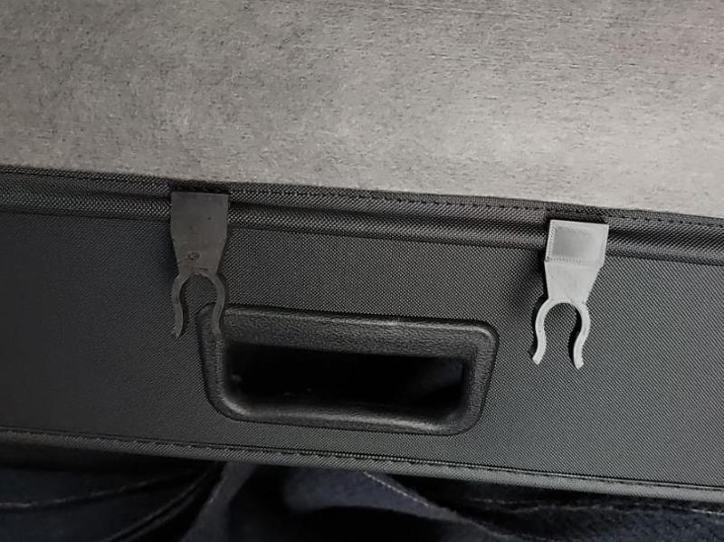 Ford c max parcel shelf clip