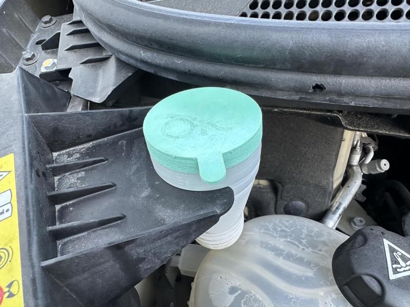 Peugeot Traveller Screen wash Lid / Deckel für Wischwasser