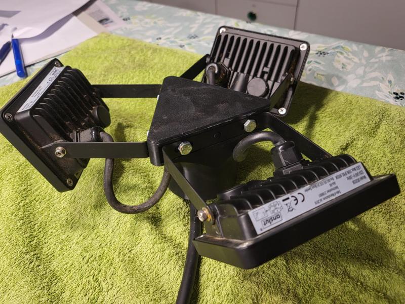 Lamp post holder for 3x 10w LEDs 