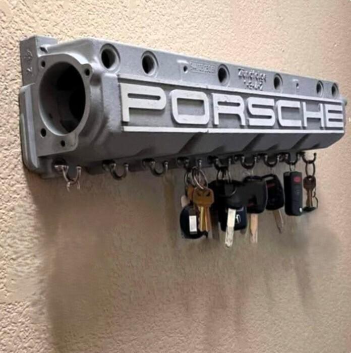 Skull Holder