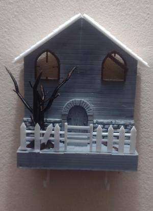 HOUNTED HOUSE, KEY HOLDER