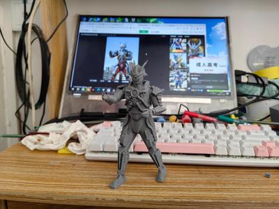 Mechanical Ultraman Zero battle pose, large size, optimized details and articulation parameters