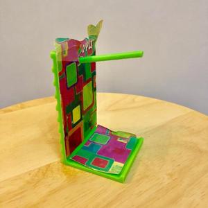 Arm-mounted jewelry display stand