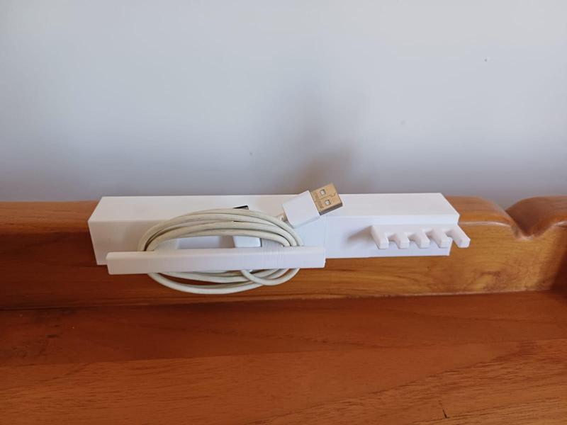 Tableside Cable Organizer