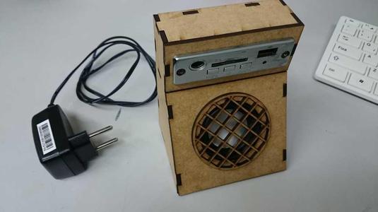 LaserCut Scrap mp3 player MDF case