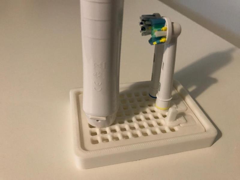 Toothbrush holder (Oral b)