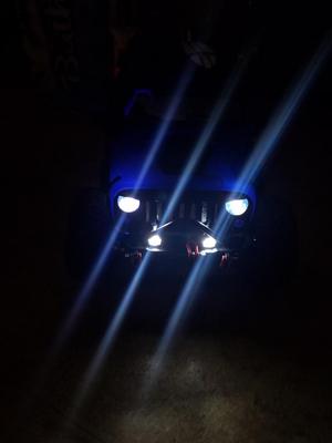 Axial Rubicon Angry Grill