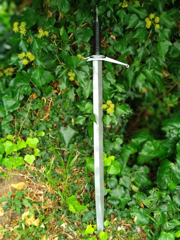Monty Python: Black Knight Sword