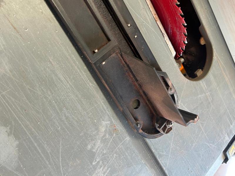 Dewalt DWE7491RS Throat Plate W/ Dust Screen