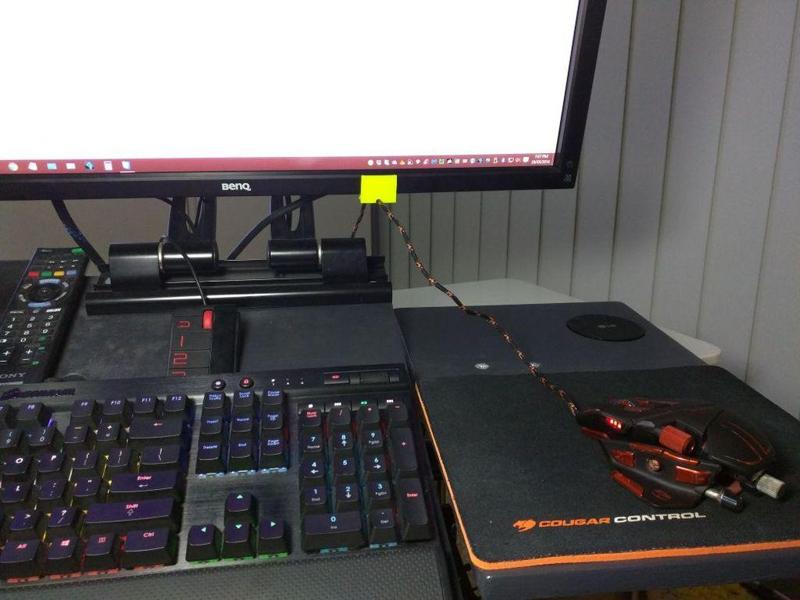 Benq XL2420Z mouse cord bungee / clip