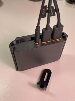 VCBA - Vive Connectbox Attachment