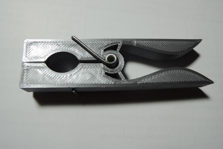 Improved clothes peg