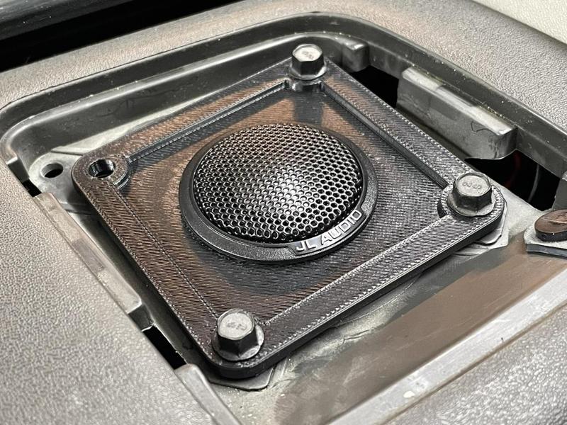 Nissan Frontier (2nd Gen) Tweeter Dash Mount for JL Audio C1 