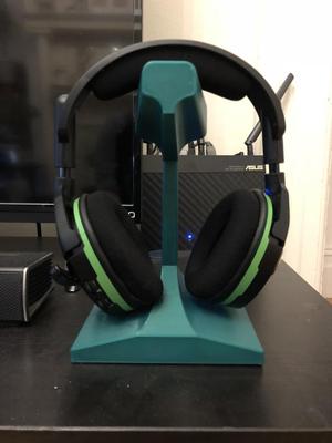 Rail Section Headphone Stand