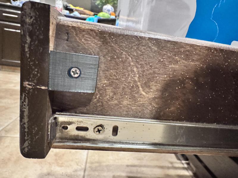 Kitchen Cabinet Pullout Drawer Ramp