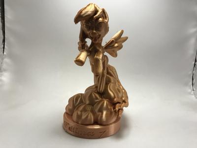 My Little Pony Rainbow Dash Sculpture