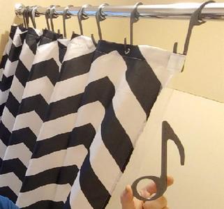 Musical note shower curtain rod hooks