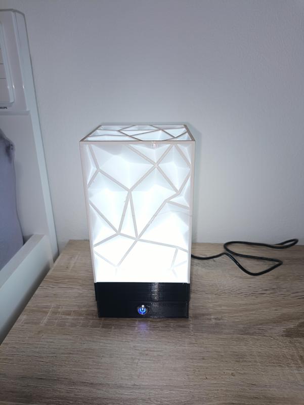 Desk lamp