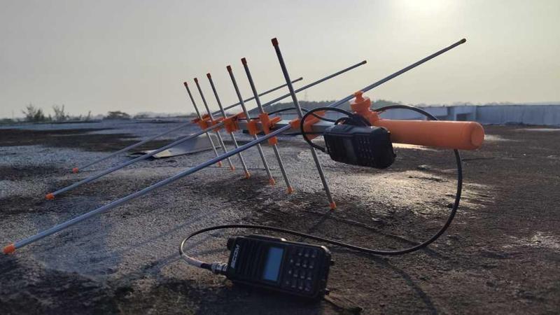 Crossband Yagi for satellite (3x6 V/U)