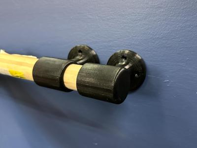 Hand rail brackets for 1 1/4" (31mm) wooden dowel 