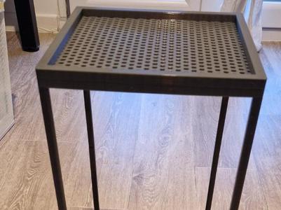 Stackable storage shelf