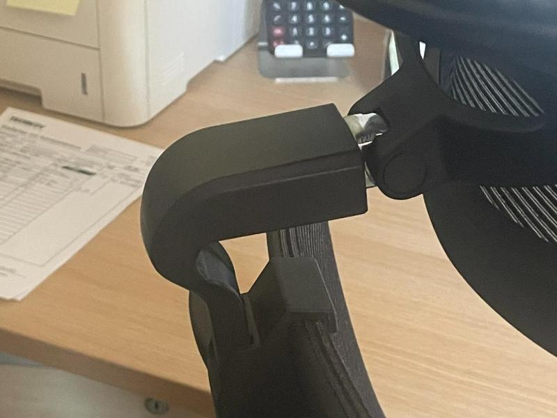 Headrest for Futura mesh office chair