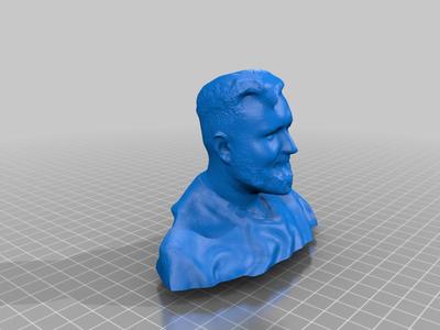 Maciek head
