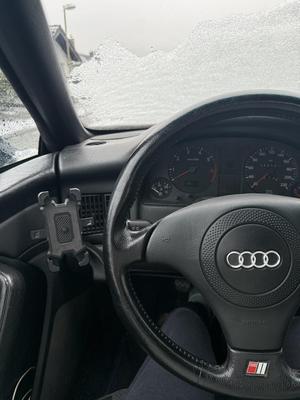 Audi 80 Handyhalterung 