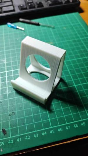 Phone stand