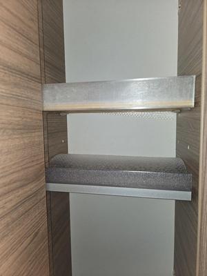 Schlingerleiste Badschrank Knaus