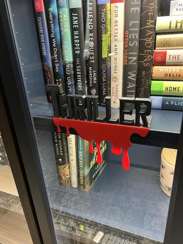 Genre Sign Thriller / Library Sign