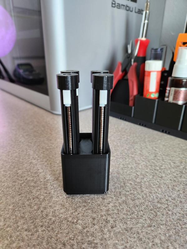 Gridfinity Magnet Dispenser