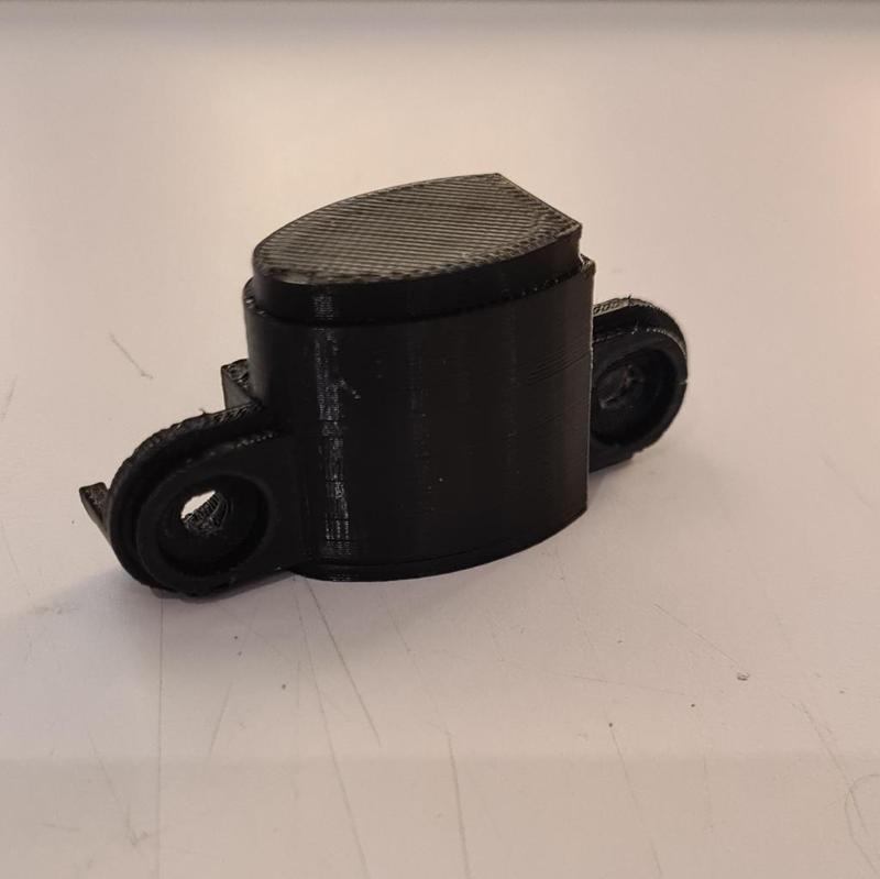 Delsey Visa Cover for handle holes