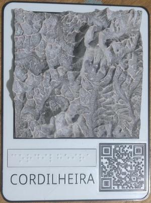 Placa e Maquete Tátil - Cordilheira
