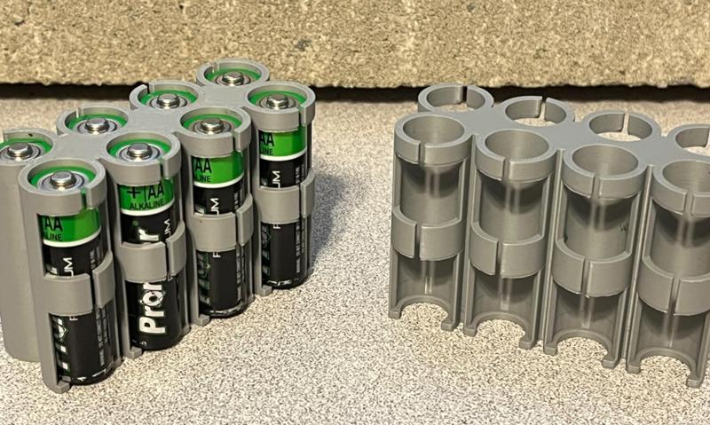 Version 2 -  AA Battery Holder 8x