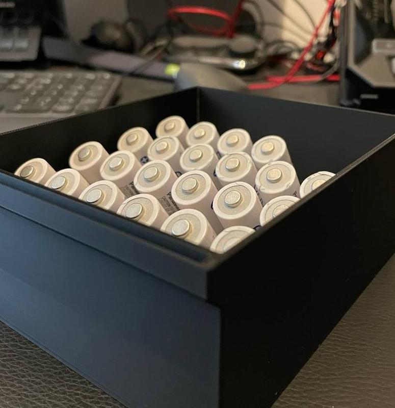 AA Battery box useful for tamiya Mini4wd